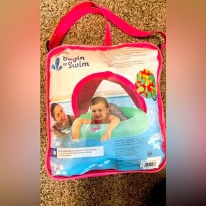 Speedo Baby Swim Flotation Baby Cruiser With Canopy Begin to Swim.